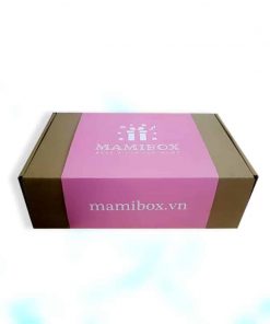 Hộp đựng quà lưu niệm Mamibox, điểm nhấn thương hiệu màu hồng